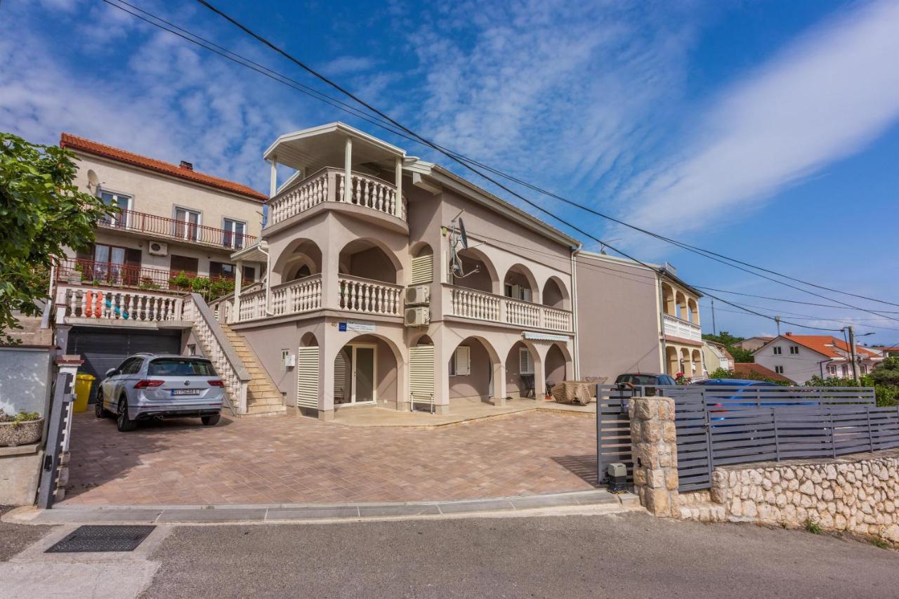 Apartments Mirela تْسْغيكفانِتْسا المظهر الخارجي الصورة